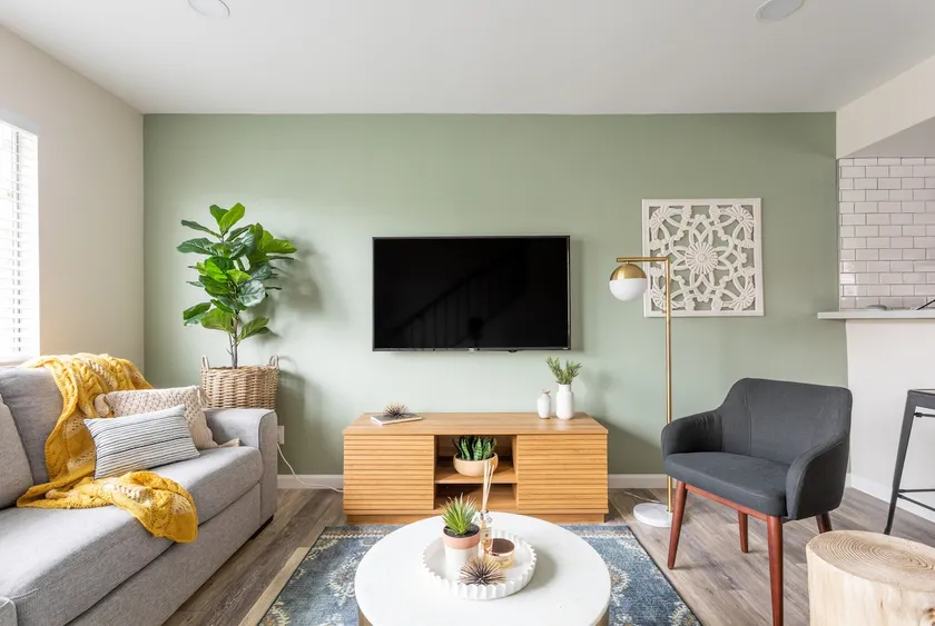 2 Schlafzimmer modernes rustikales Bauernhaus erwartet Sie! - Image 1