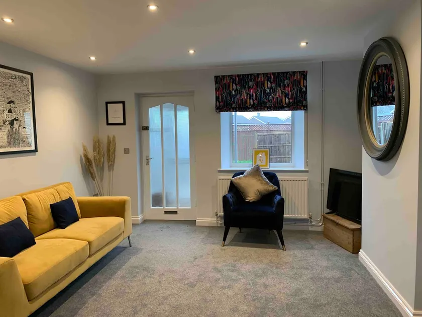 42 Southgate Lane - Image 1