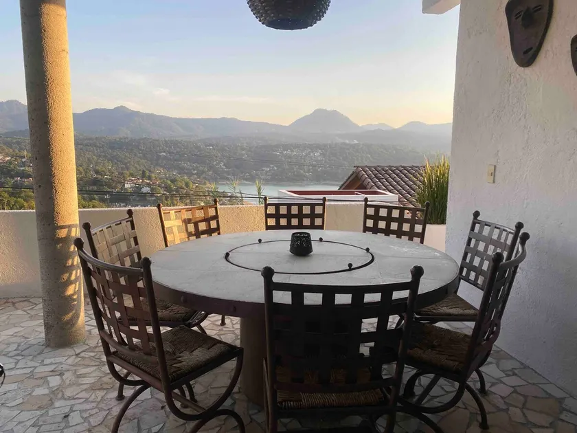 HOUSE WITH JACUZZI, LAKE VIEW, 5 MINUTES ZOCALO - Image 1