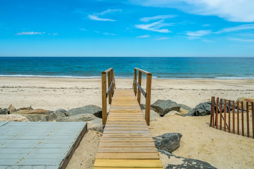 The Quarterdeck | Oceanfront Fun for All Ages - Image 1