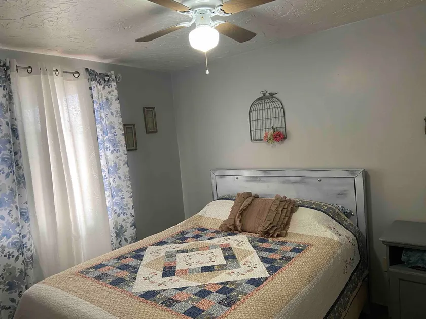 Vintage apartment #10 - Image 1