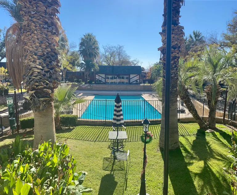 Vacation Gateway 2 Bedroom Fully Remodeled Condo - Image 1