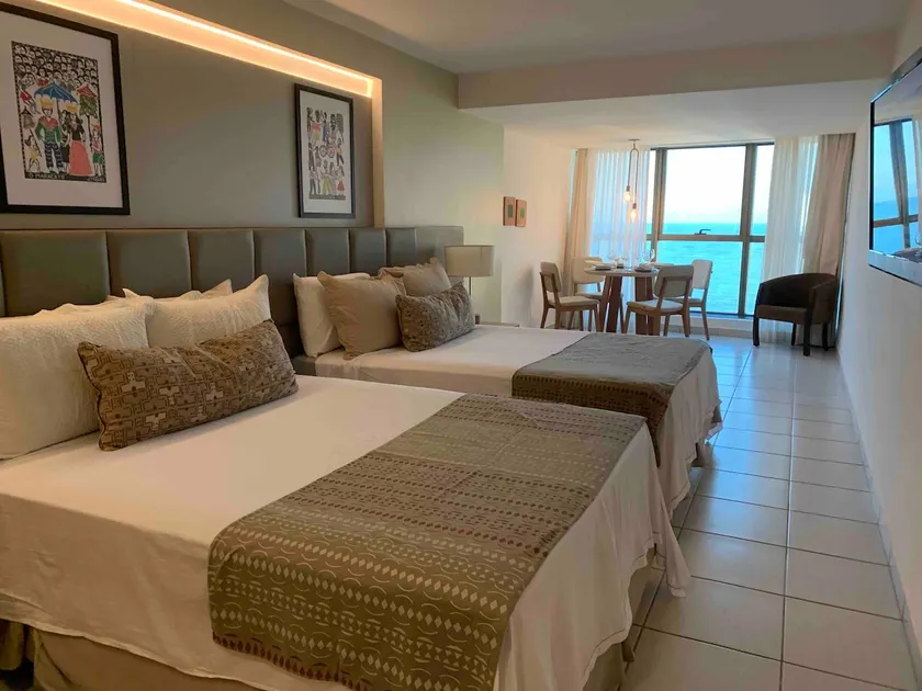 LUXURY flat with BEAUTIFUL VIEW of the SEA (1004) - Image 1