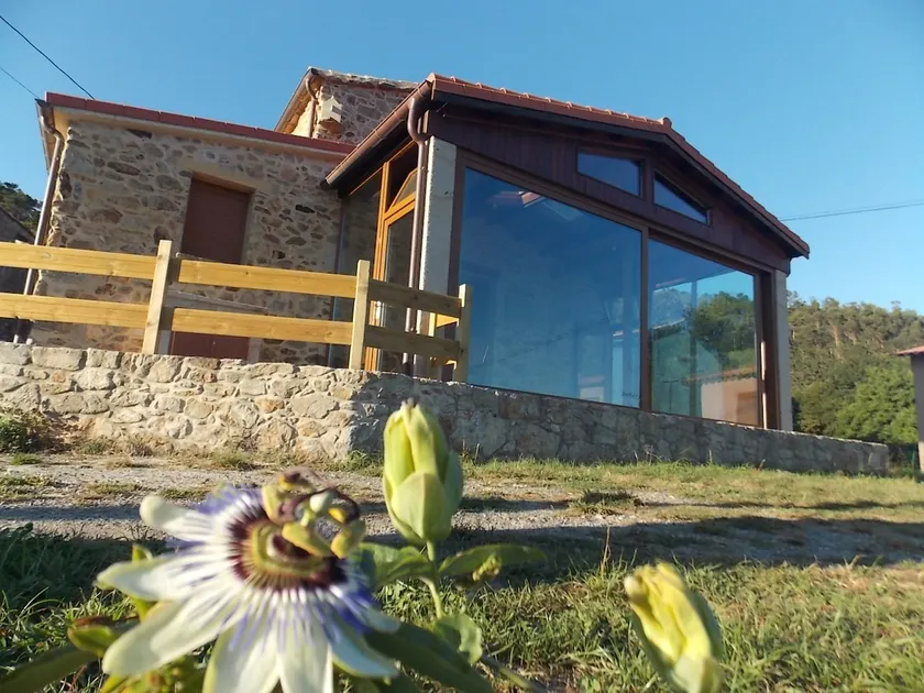Casa das Fiadeiras de Nemiña con Jacuzzi - Image 1