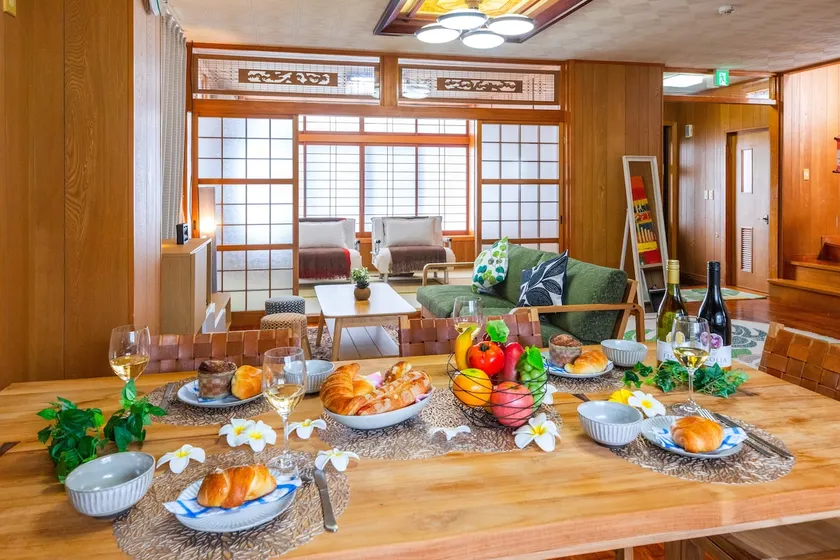 Guesthouse@American Village★6mins walking to beach - Image 1