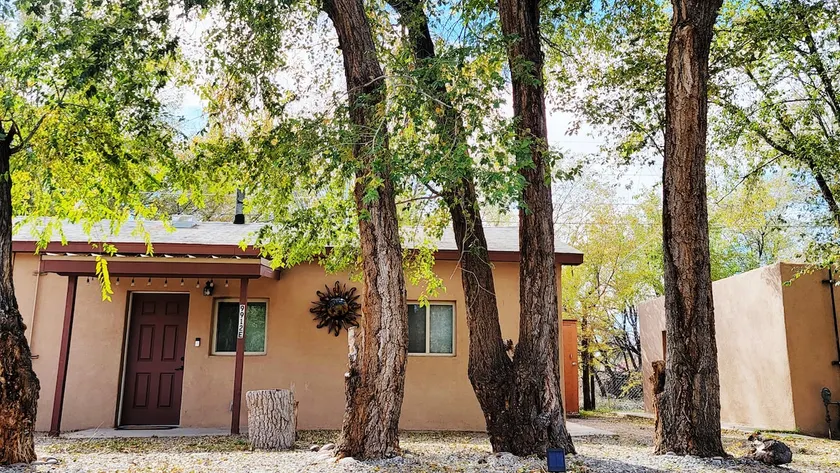 4th St Retreat Charming 1 bdrm near Balloon Fiesta - Image 1