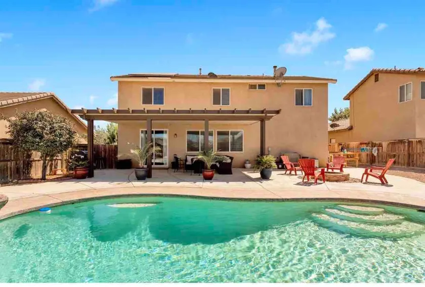 New listing *King bed/pool +WiFi - Image 1