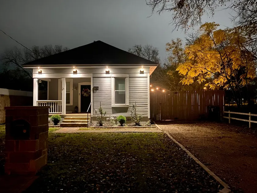 Mclane Stadium Bungalow Walking distance/Downtown - Image 1