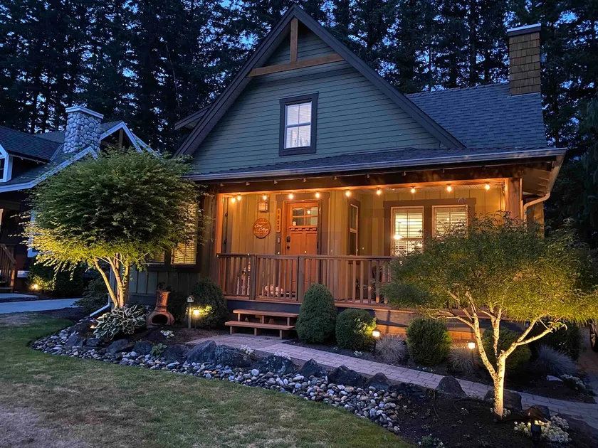 Cerise Cottage at Cultus Lake - Image 1
