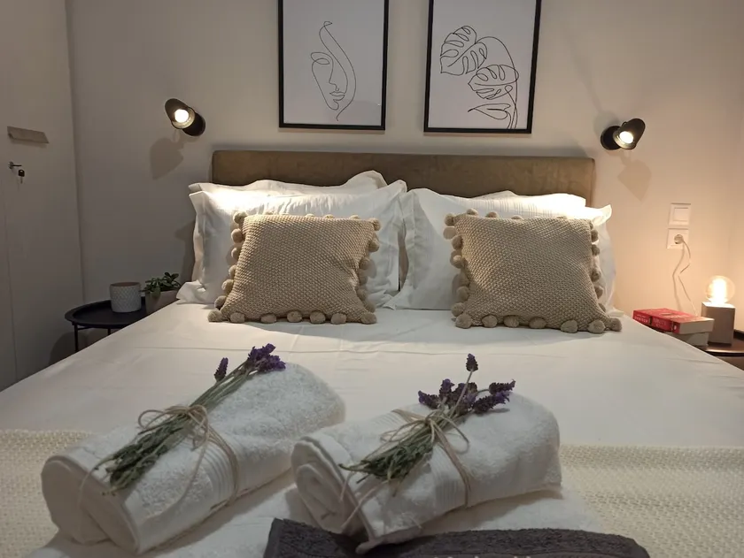 Stylish Ground Floor Maisonette - Image 1