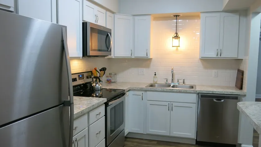 Charming 900sf, 2 bedroom, 4 miles to MSU - Image 1