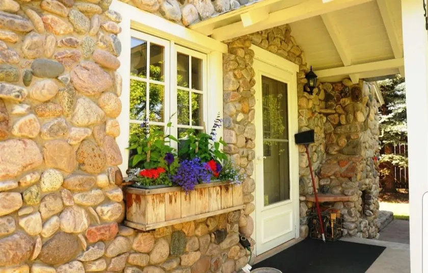 The Little Rock House on Maple - Image 1