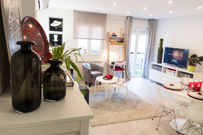 GARVAL New apartment Downtown+Wifi+A/C+Terrace - Image 1