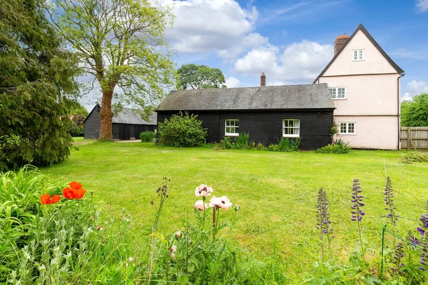 Old Fox Inn Annexe,Grade 2 listed, near Cambridge. - Image 1