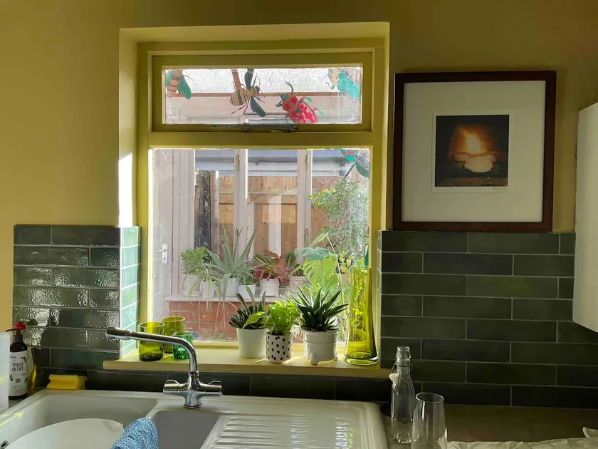 Terraced Garden House Three Bedrooms - Image 1