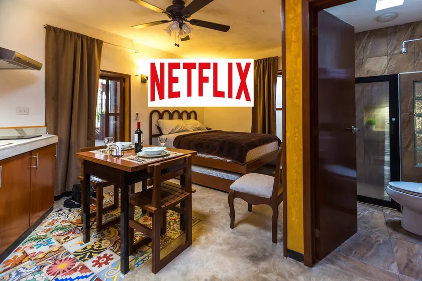 Mini studio with views to the small pool. - Image 1