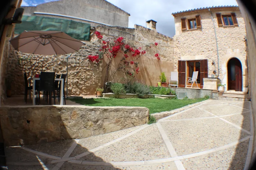 Pati de Sol, cozy village house. - Image 1