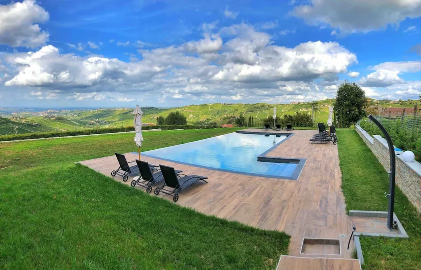 EXKLUSIVES LANDHAUS VILLA BARBERO MANGO ALBA LANGHE UNESCO HOLIDAY HOME - Image 1
