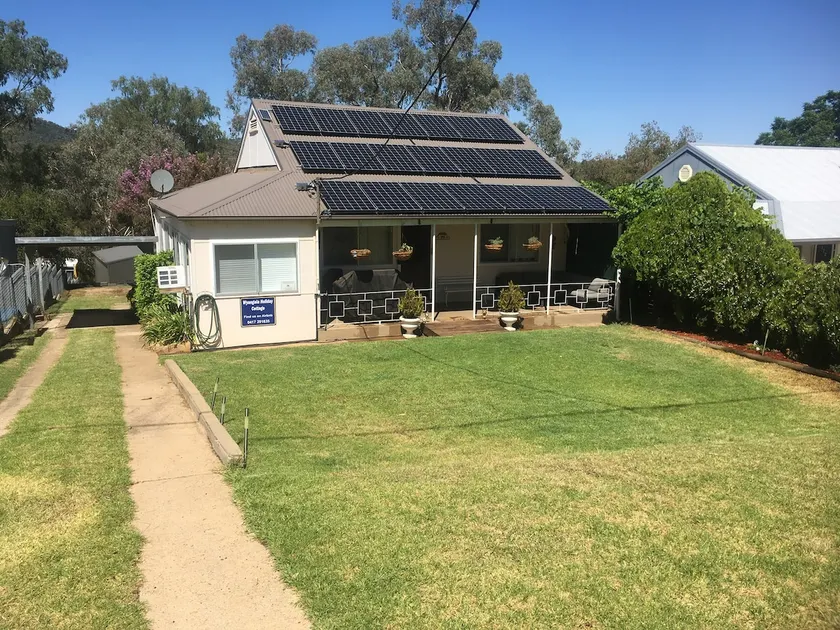 Wyangala Holiday Cottage - Image 1