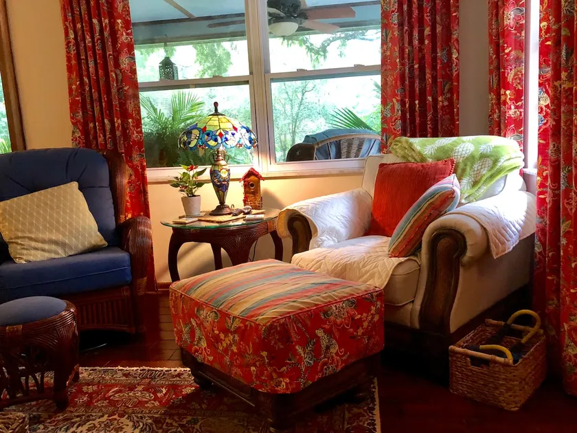 Crystal River Paradise with King Bed and Hot Tub - Image 1