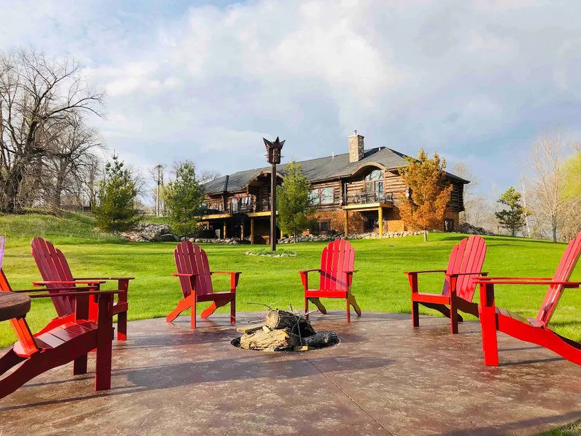The Lodge at Diamond Point - Image 1