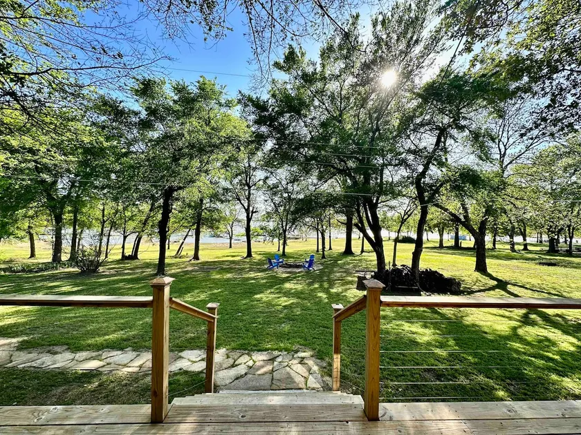 Waterfront home on Lake Eufaula - Image 1