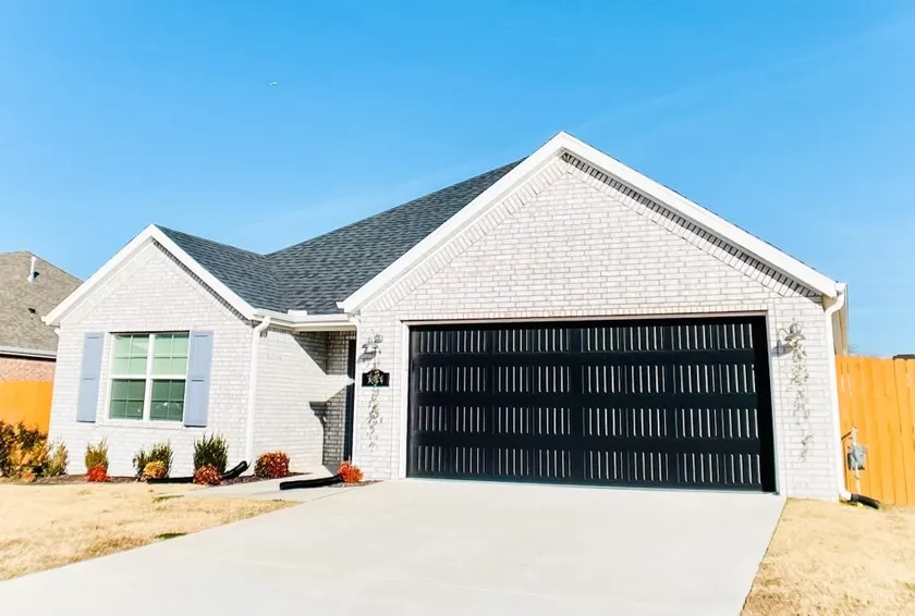Great 3 BR residential home. Brand New Community. - Image 1