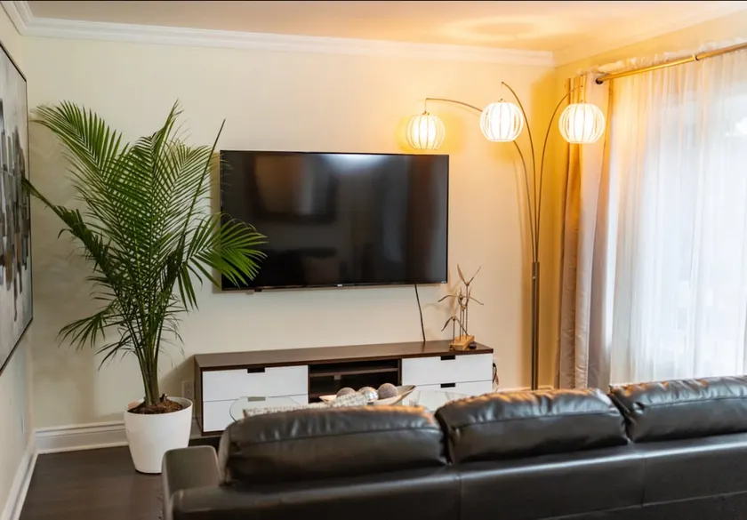 A 2 Z Executive Suites - Image 1