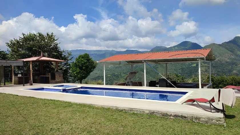 Country house, small house in the mountains. - Image 1