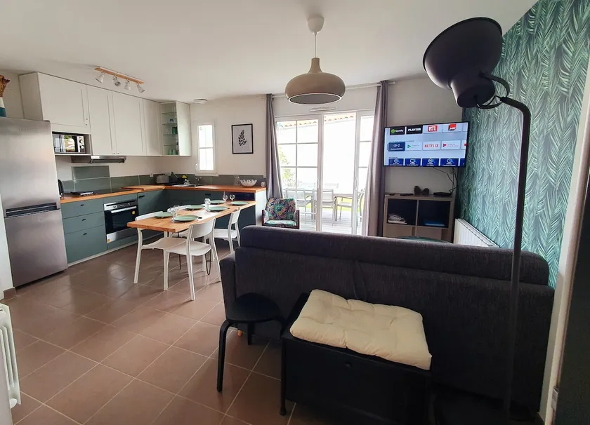 Maison le Havre de la Gachère, 2 chambres, 2 salles d'eau, parking privé et jardin - Image 1