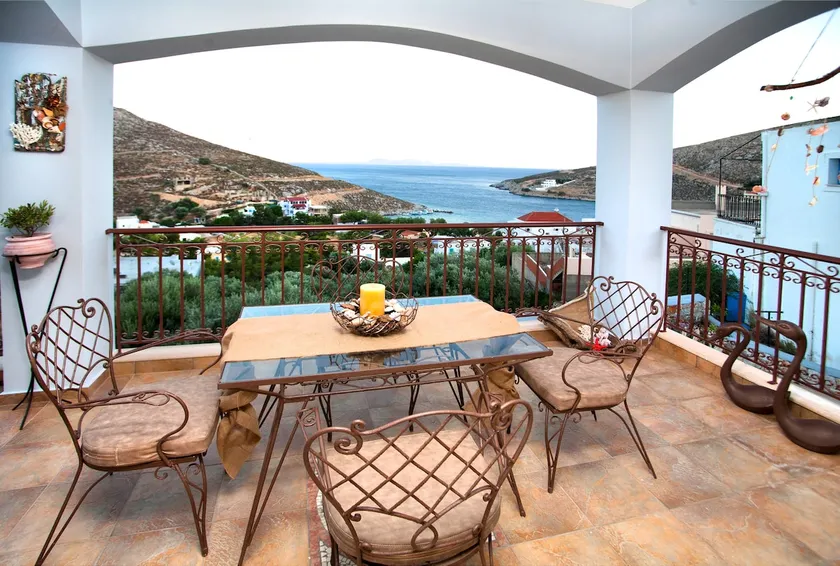 NIKIS SEASIDE HOUSE - Image 1