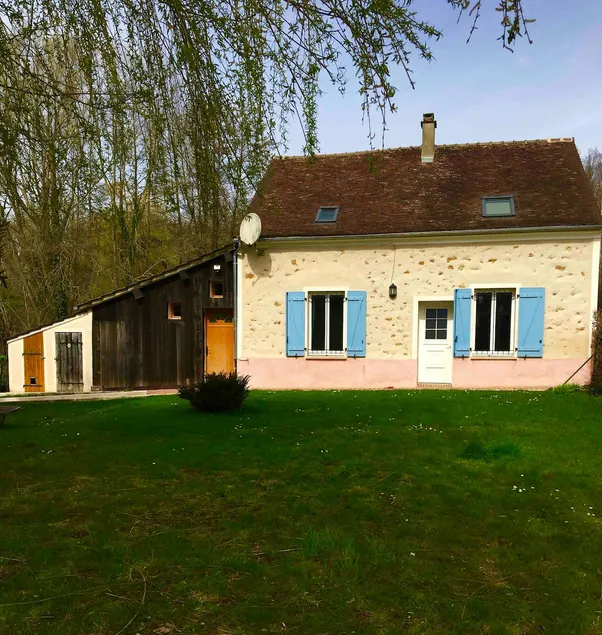 Charming cottage in the countryside - Image 1