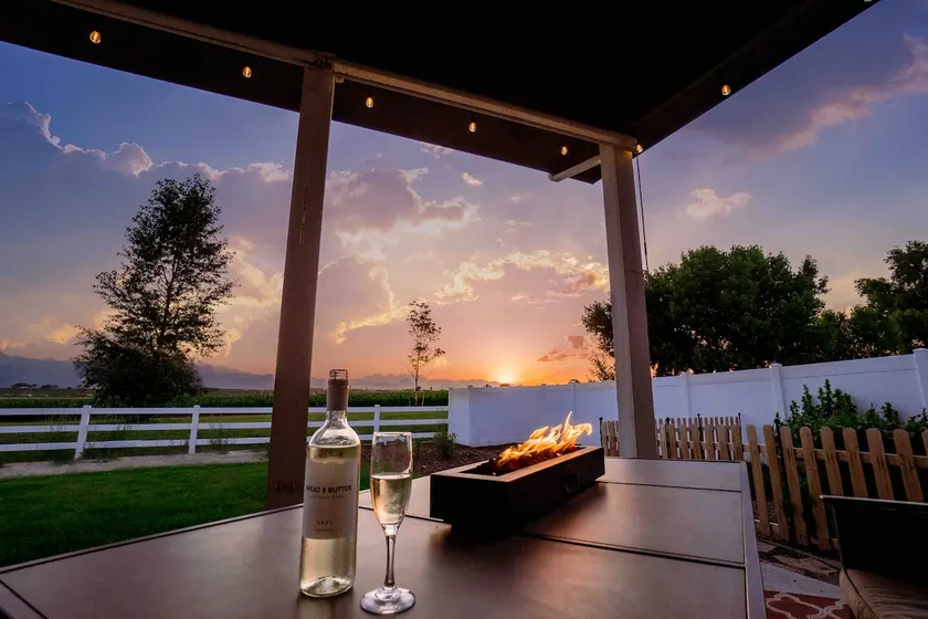 Sunset Mountain View - Image 1
