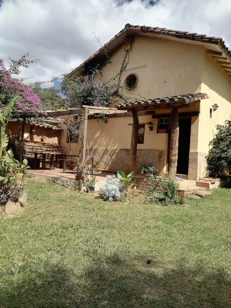 Beautiful cabin 3 blocks from the main square. - Image 1