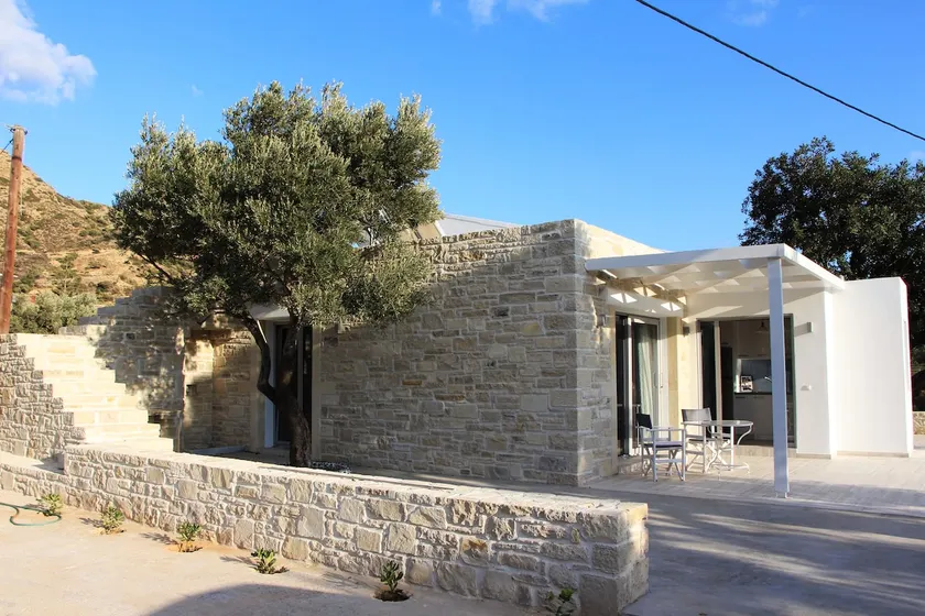 Apartment in the olive grove by the sea - Image 1