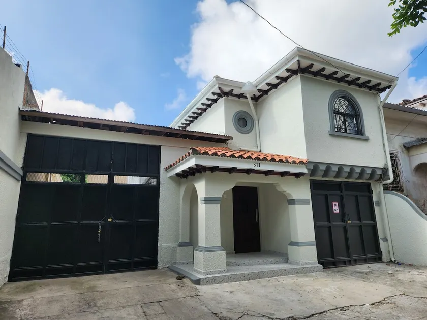 Historic Center Casa Laico - Image 1