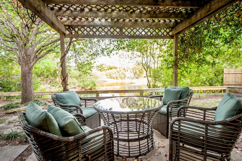 Ranch near beaches, downtown, Shem Creek, Old Village - Image 1