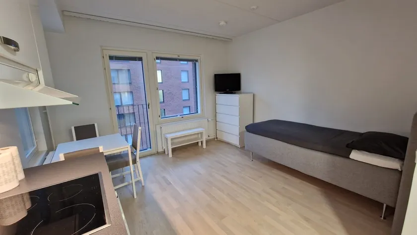 Clean apartment in a prime location - Image 1