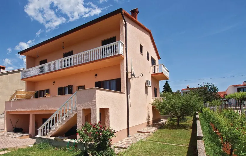 Holiday ”Vito” apartment 49m2 Cozy in Štinjan - Image 1