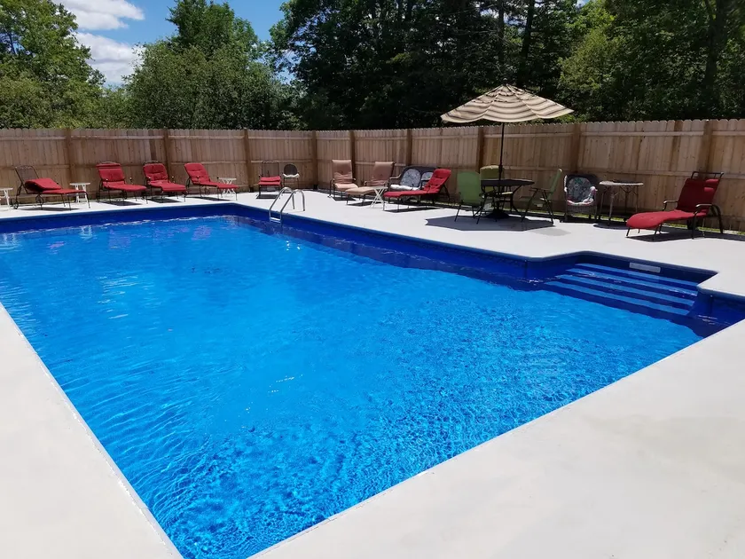 Country Catskill House Hunter Mountain Heated Pool - Image 1