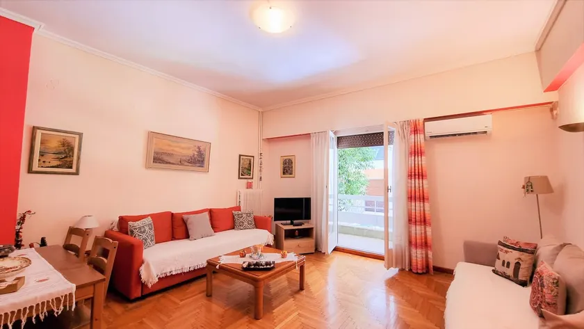 Spacious Apartment Next To Acropolis - Image 1