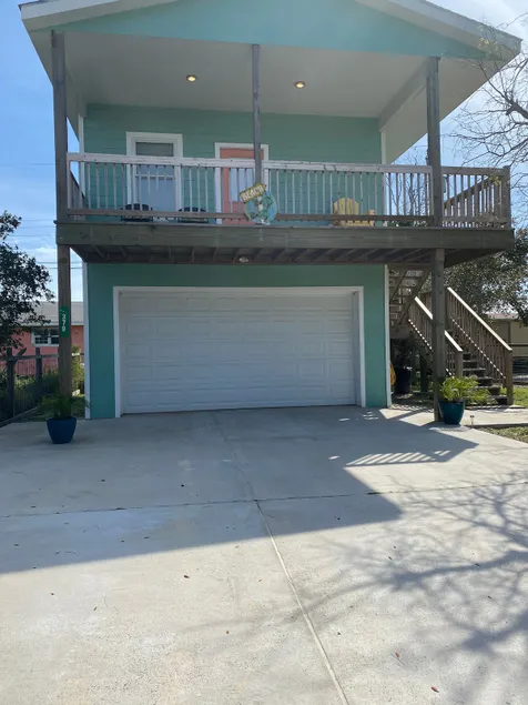 Cozy Beach House “Hoilday Beach” - Image 1