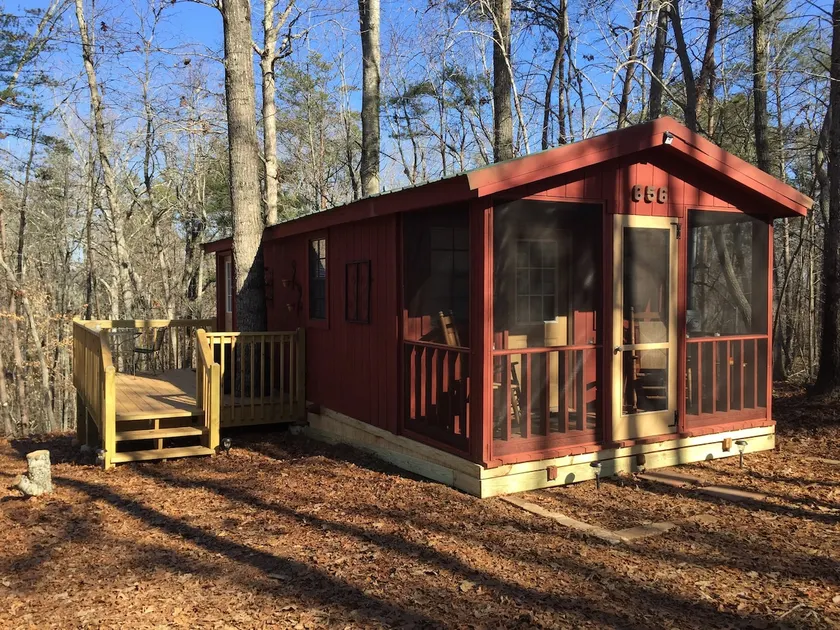 Tiny House in Woods near Downtown - Image 1