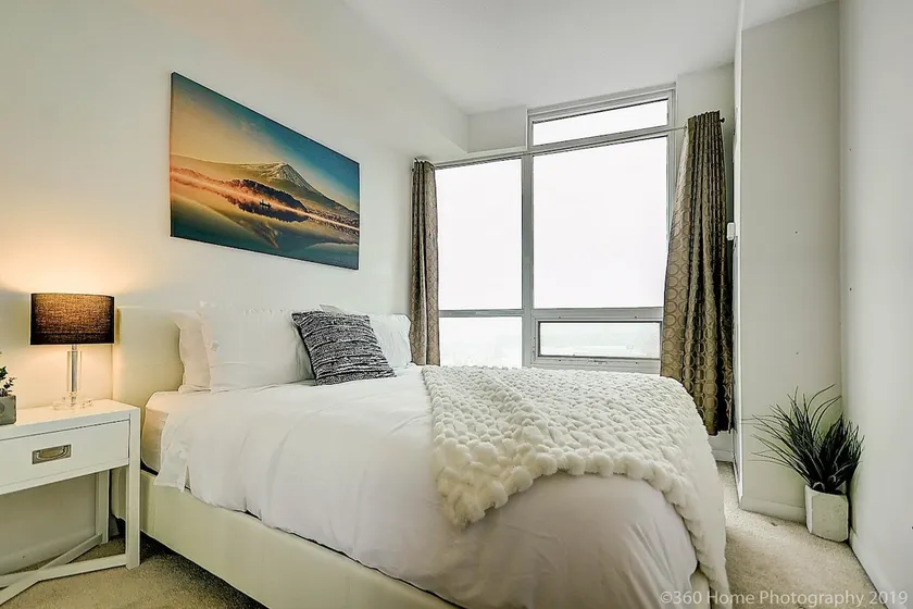**30%OFF** Lake view property ❤️ of downtown - Image 1