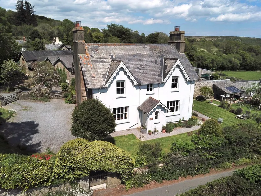 Dartmoor Country House avec grand jardin, bain à remous, salle de jeux. 9 personnes. Devon. - Image 1