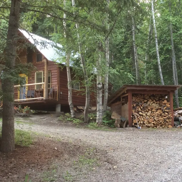 Cozy Rustic Cabin/Retreat - Image 1