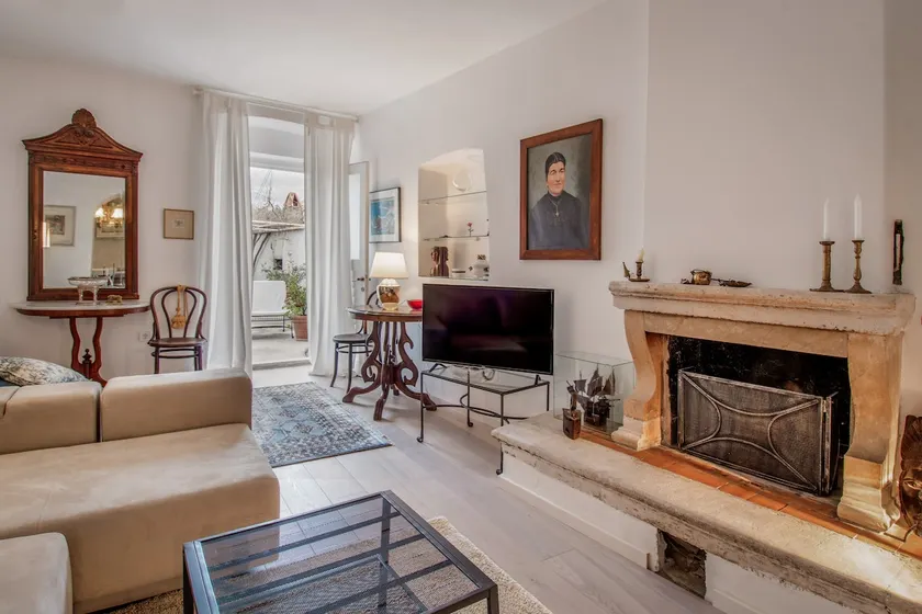 Appartement de luxe dans le vieux palais - Image 1