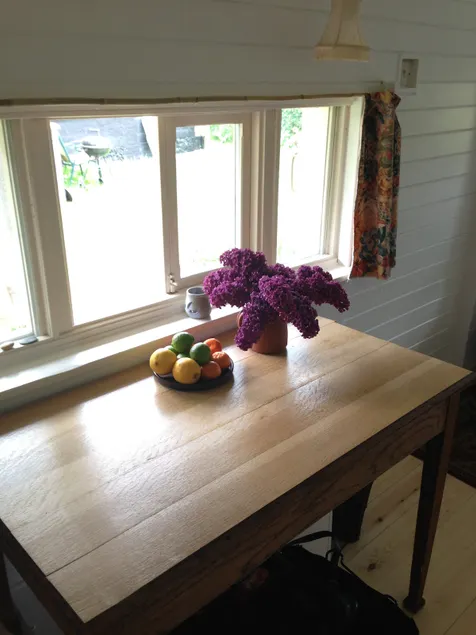 Cosy cabin on organic smallholding - Image 1