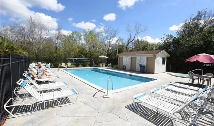 Condo (Fully Furnished). - Image 1