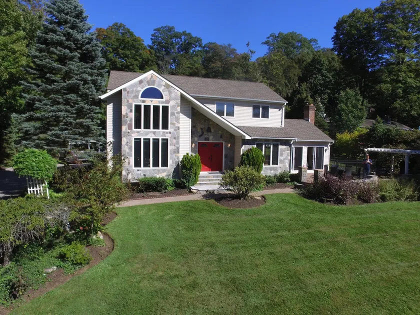 Candlewood Lake Retreat with Private Dock - Image 1